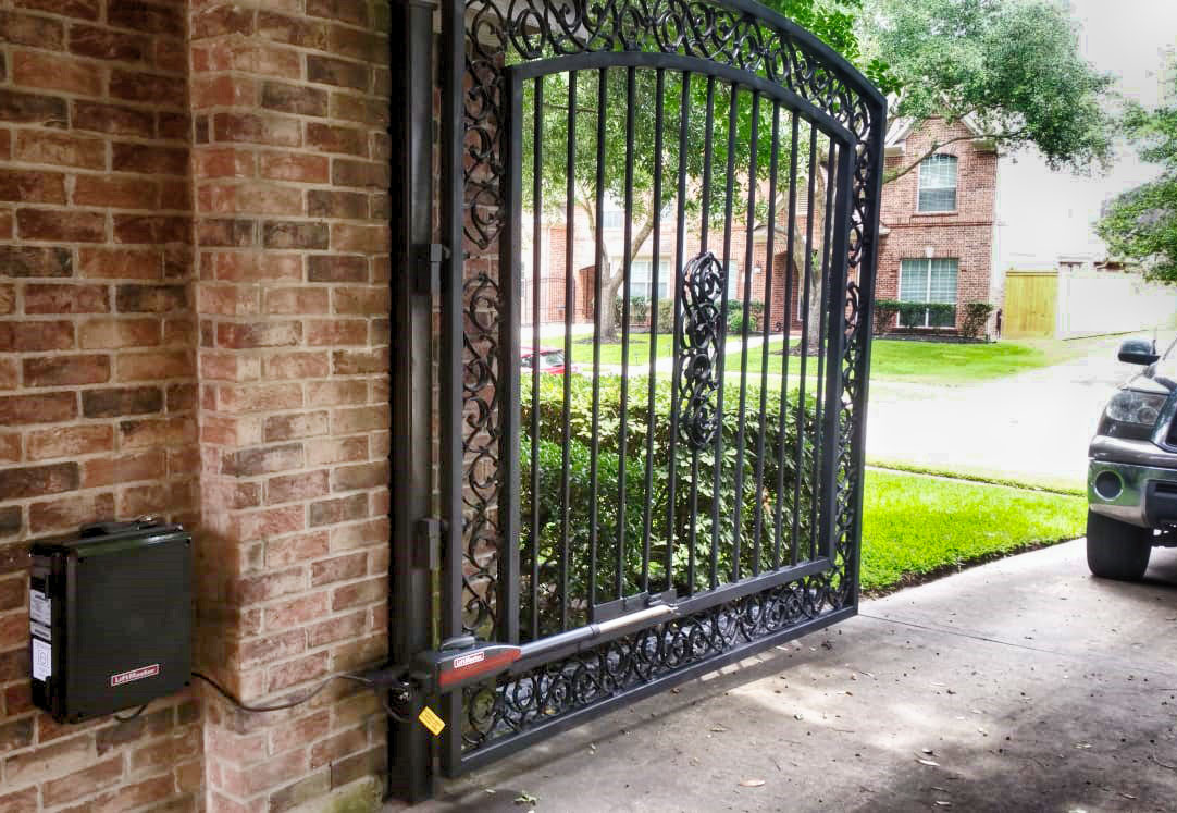 AMR Garage Doors Team