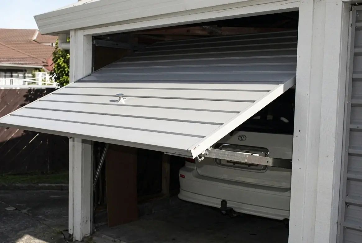Tilt-Up Garage Door